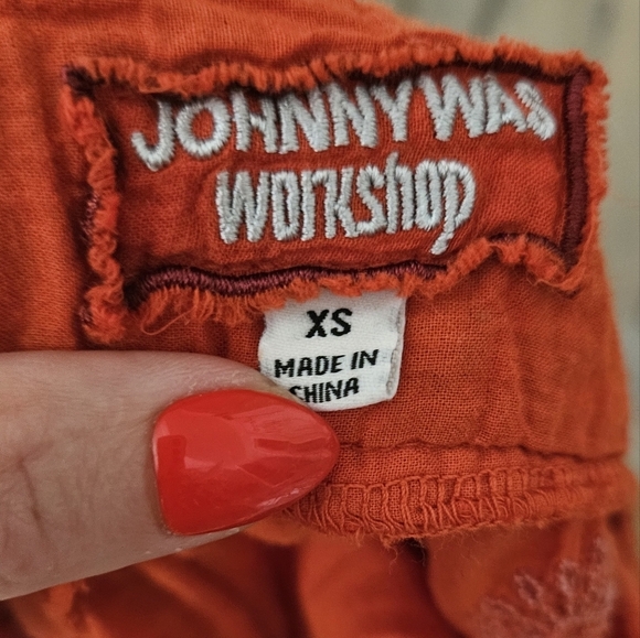 JOHNNY WAS Lucy Artisan Embroidered Blouse In Red Multi. Size XS - Picture 4 of 12